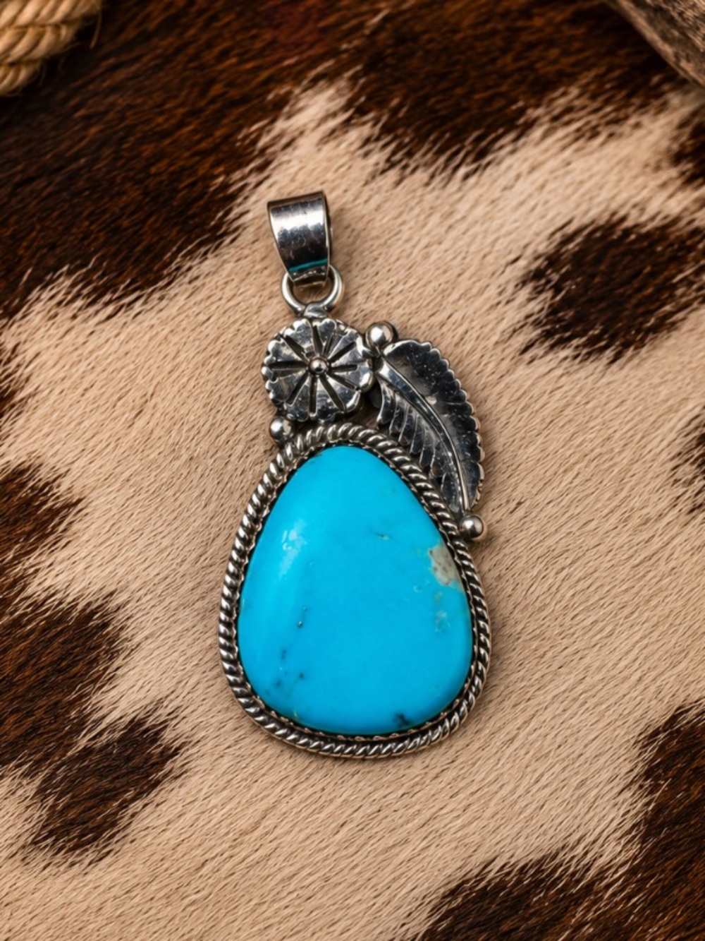 925 Sterling Silver Turquoise Floral & Feather Pendant